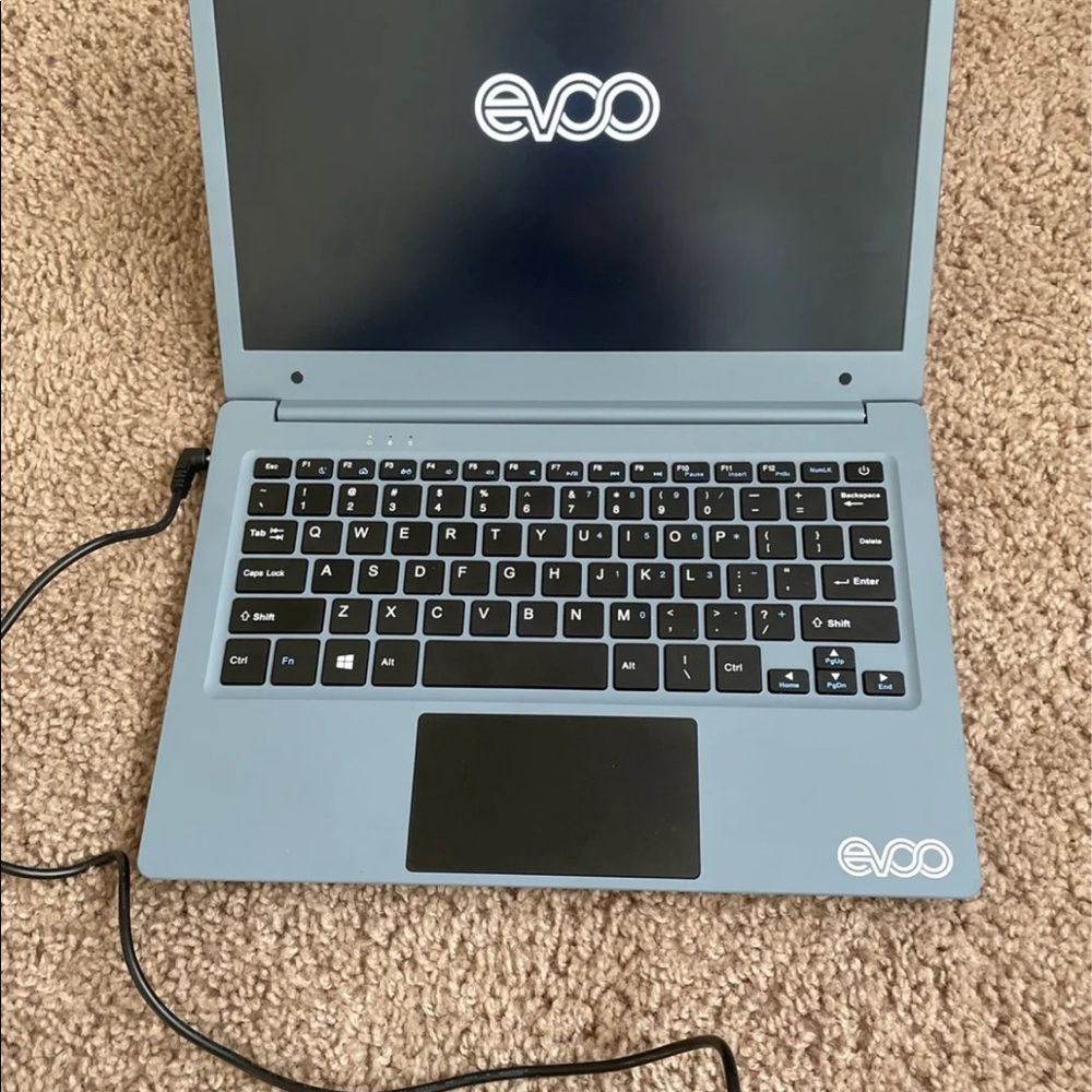 Evoo laptop